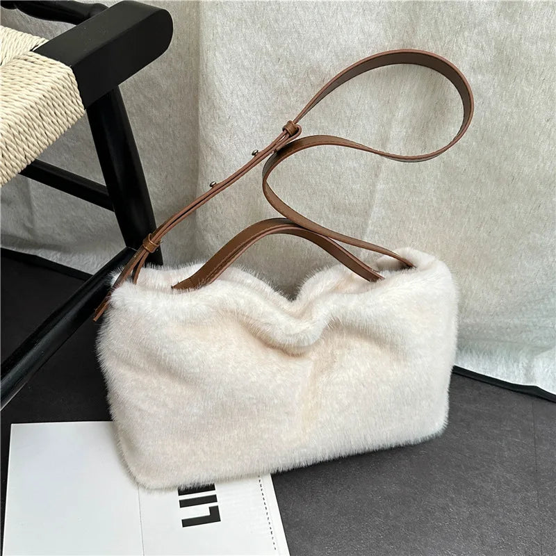 Faux Fur Women Handbag Large Capacity Fashion Winter Soft Ladies Big Tote Trend Female Shoulder Messenger Bag Bolsa Commute Work